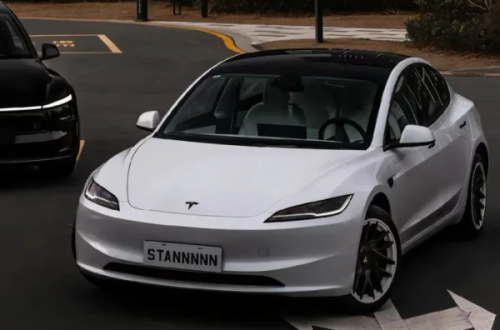 特斯拉Model3